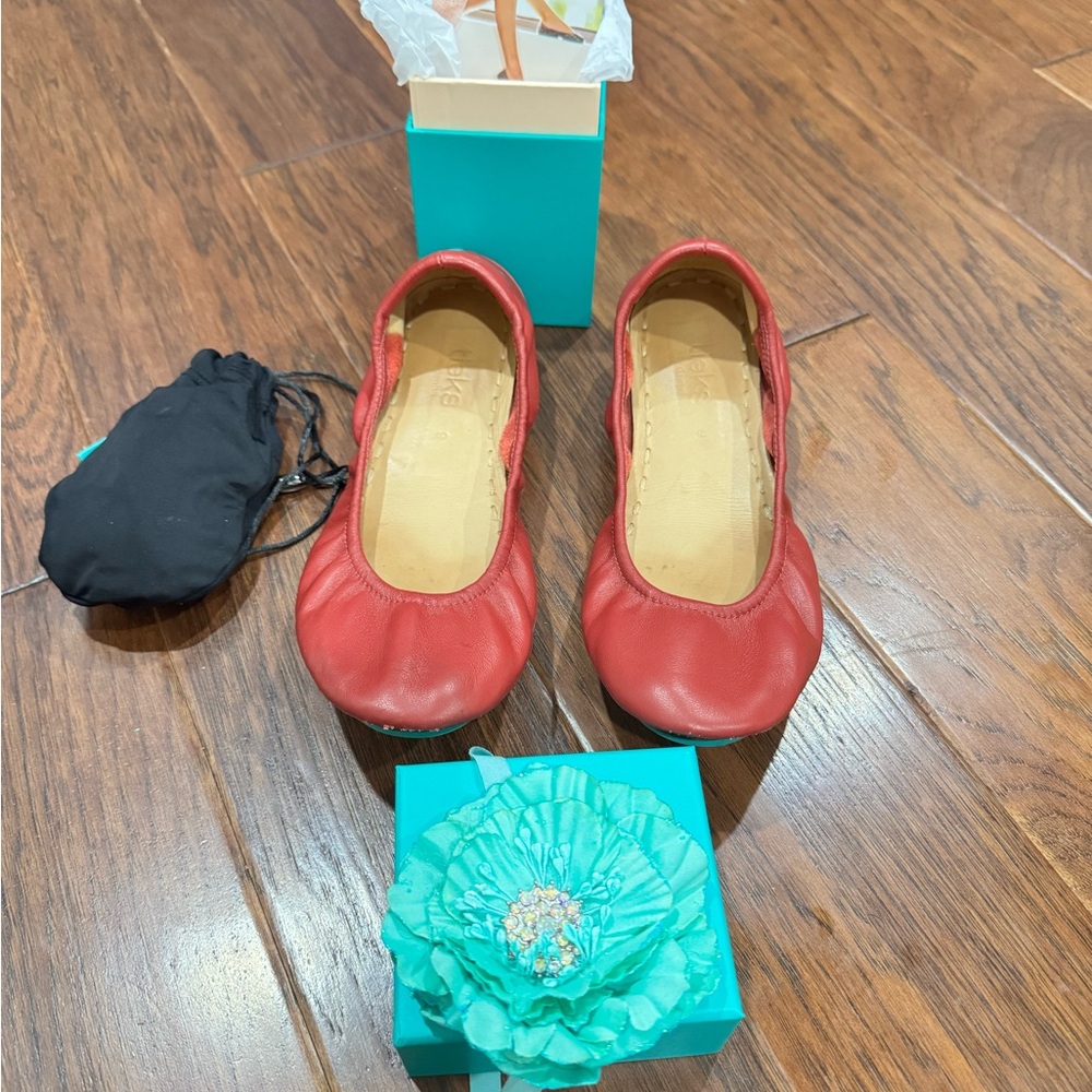 Cardinal Red Tieks